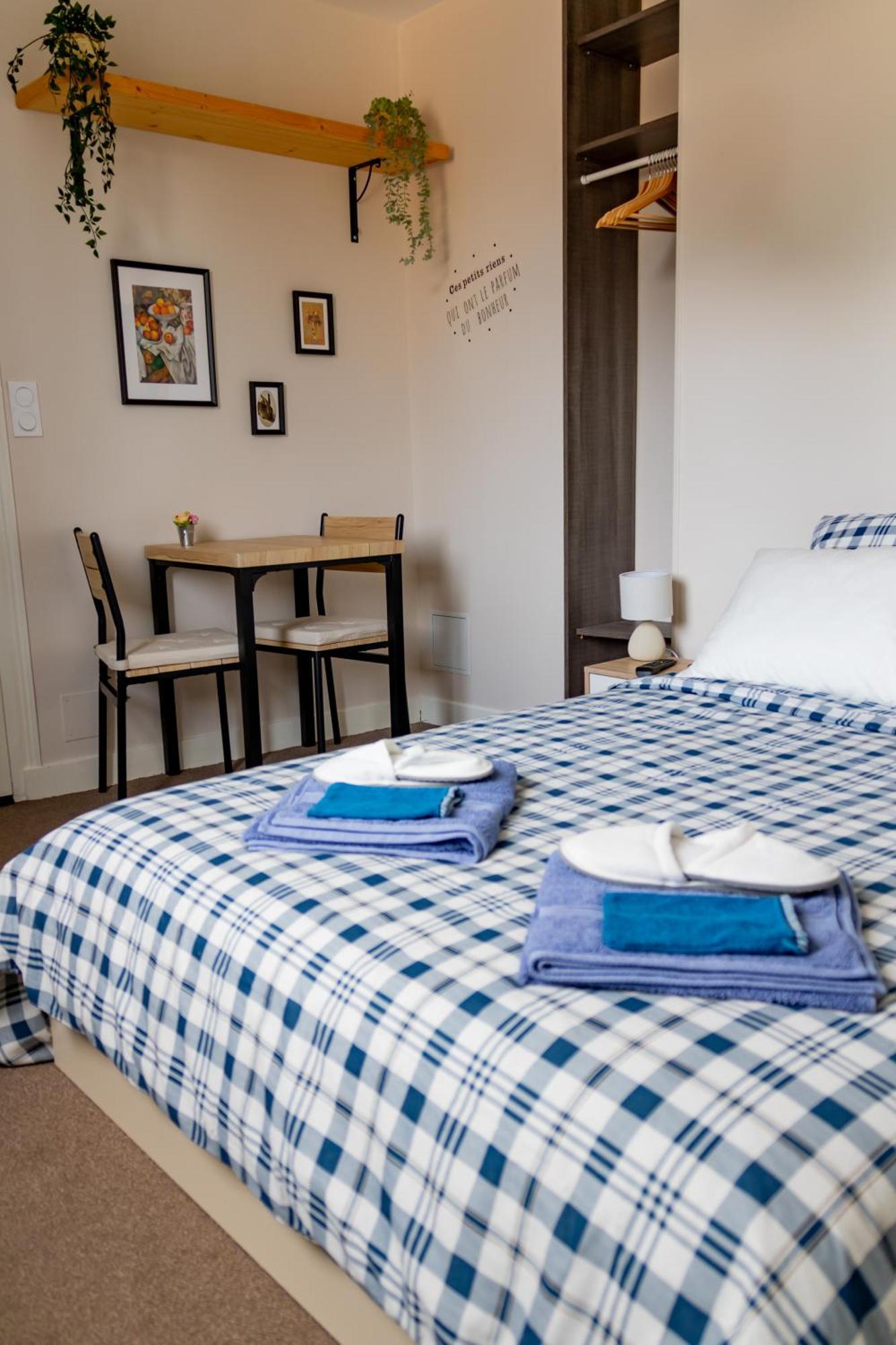 Les Tourterelles Hotel Vendome Bilik gambar